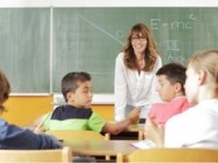 PLUS DE RECONNAISSANCE ET DE RÉMUNÉRATION POUR LES&nbsp;ENSEIGNANTS